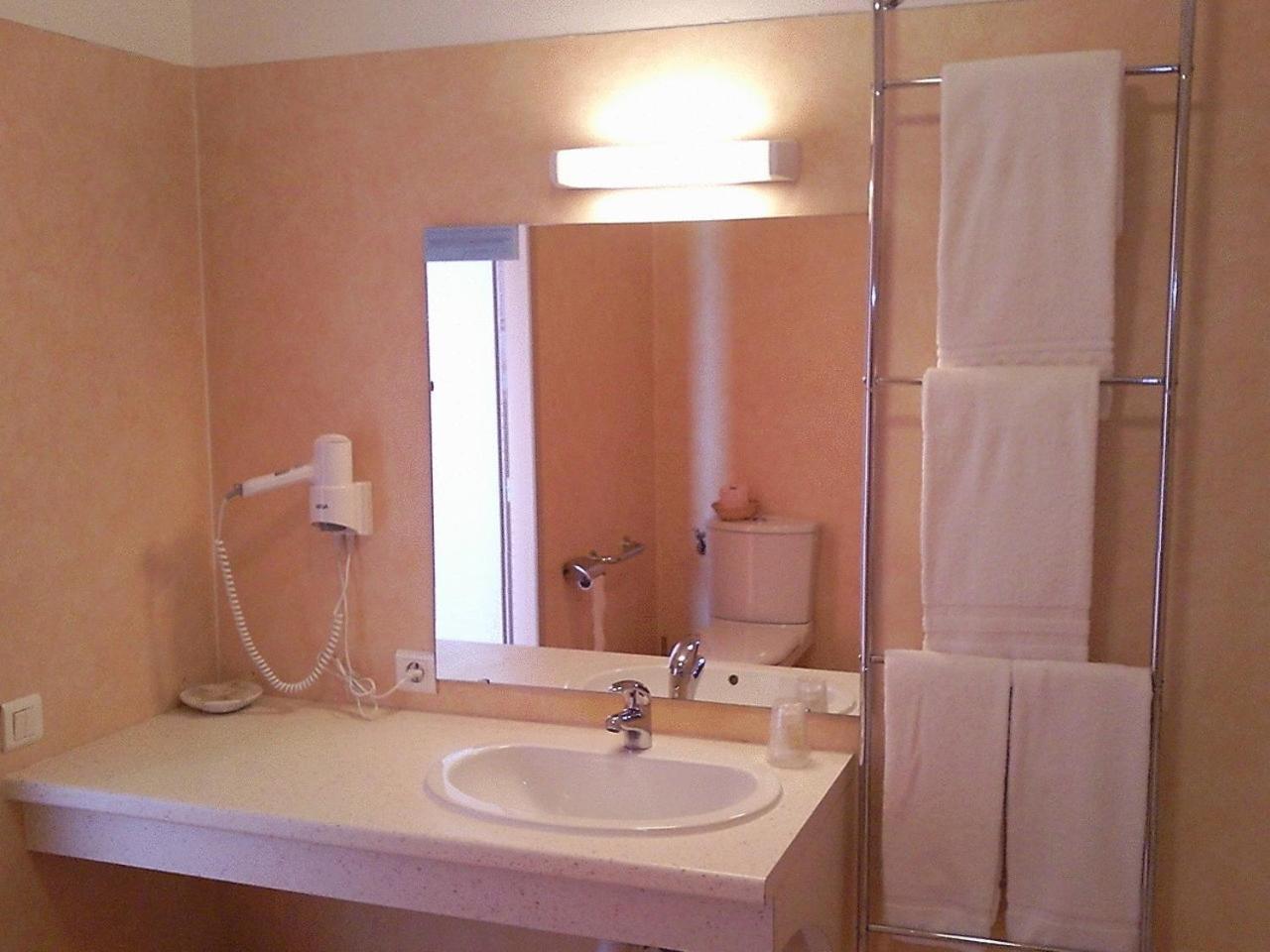 Logis L'Auberge Du Quercy Blanc Molières Dış mekan fotoğraf
