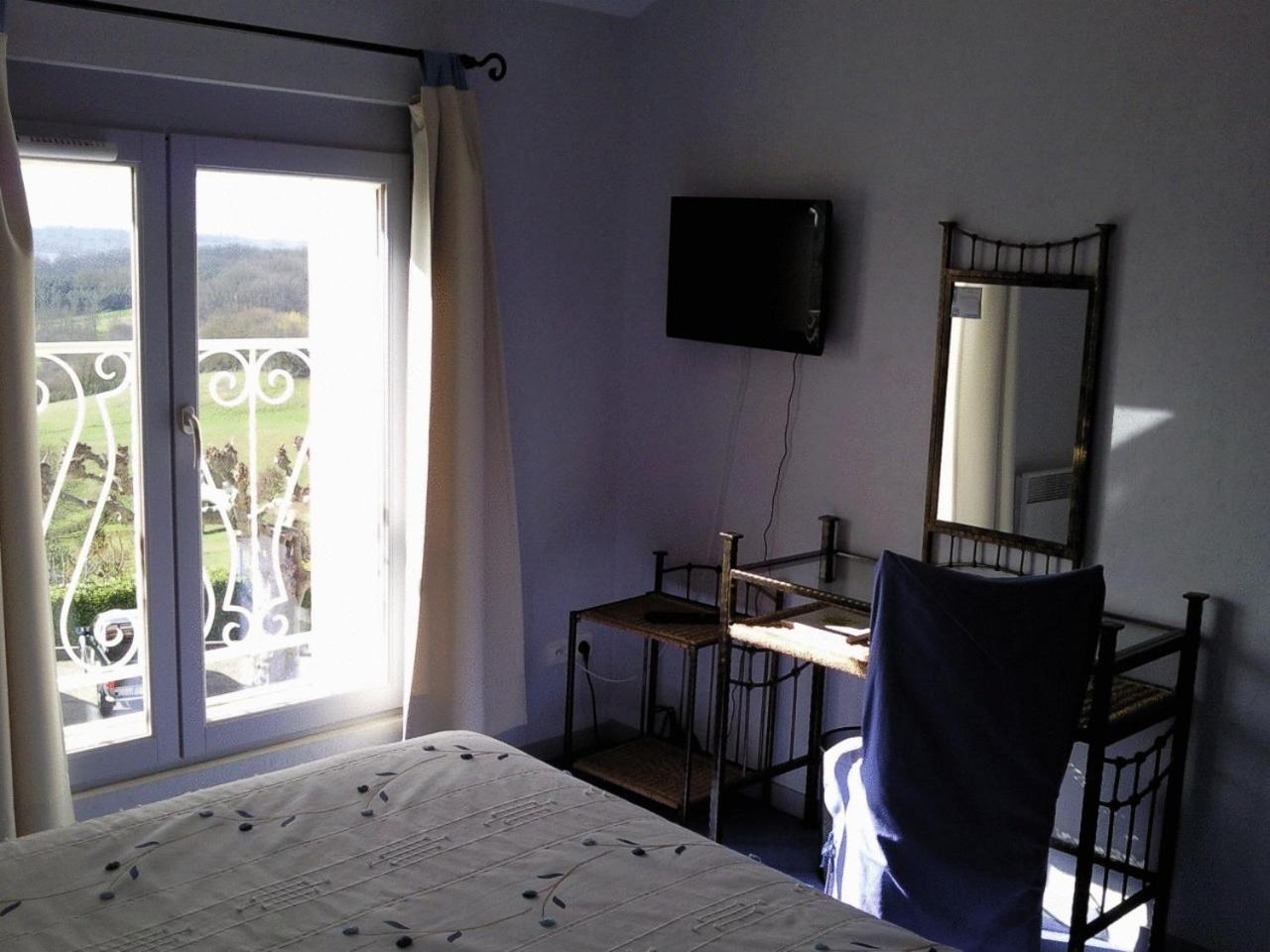Logis L'Auberge Du Quercy Blanc Molières Dış mekan fotoğraf